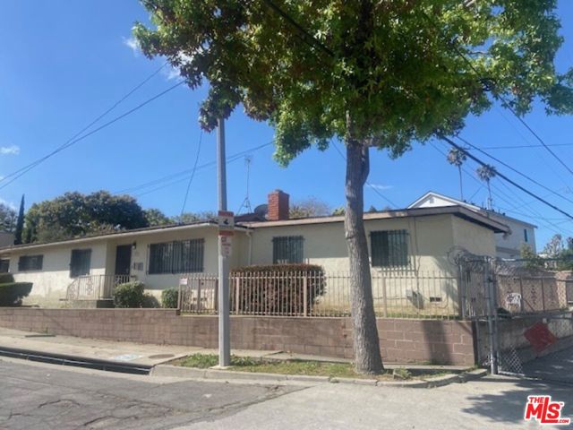 713 Gay Street, Inglewood, California 90302, 3 Bedrooms Bedrooms, ,1 BathroomBathrooms,Single Family Residence,For Sale,Gay,24385001