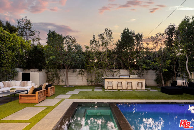 4445 Camellia Avenue, Studio City CA: https://media.crmls.org/mediaz/31632f02-f534-4bb8-8c3c-cd1b19da3af6.jpg