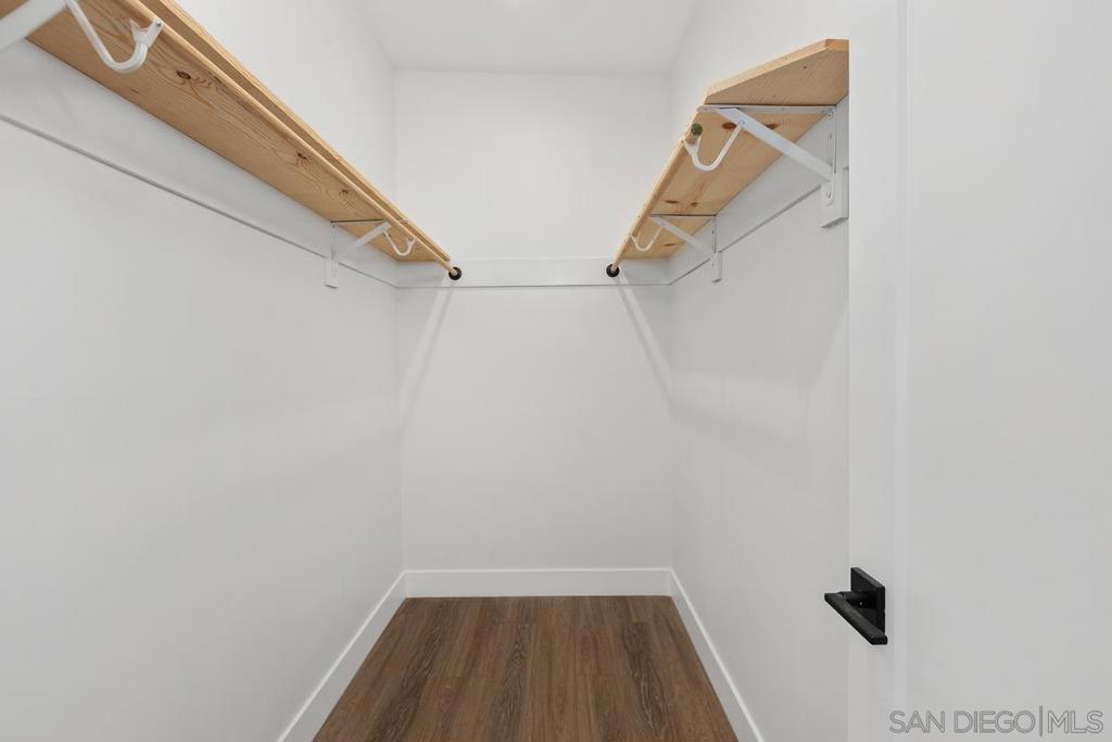 MLS #250036132SD image #16