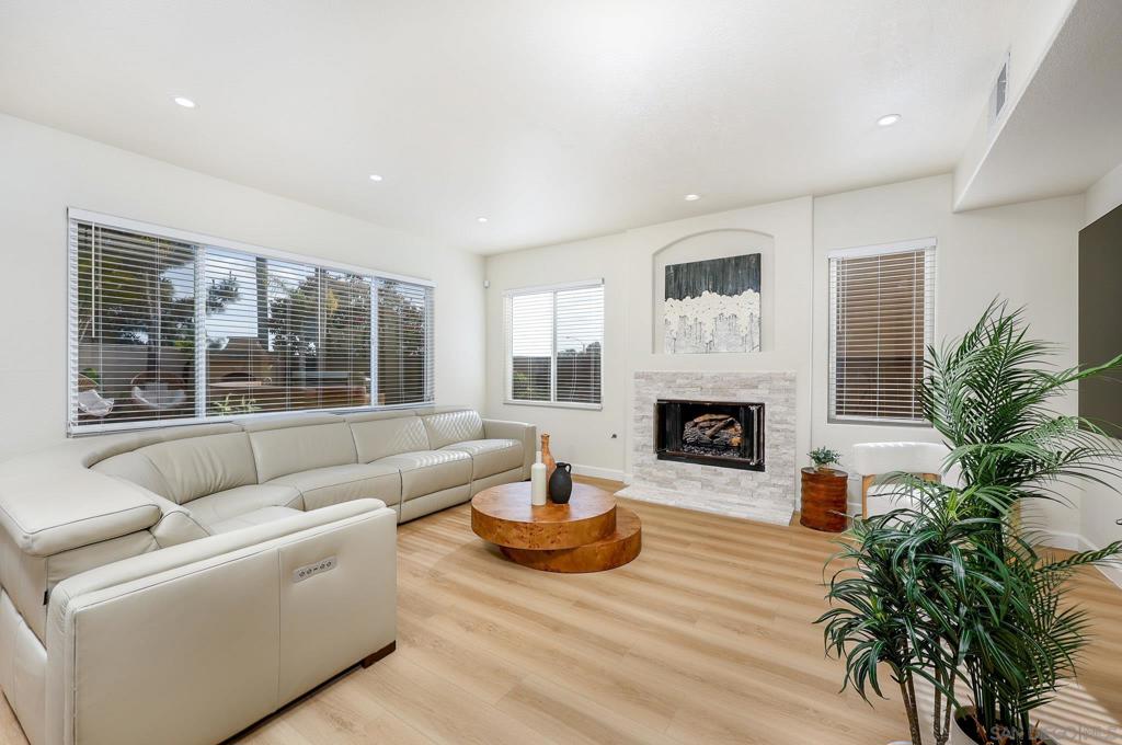 1749 Skimmer Ct - photo 5