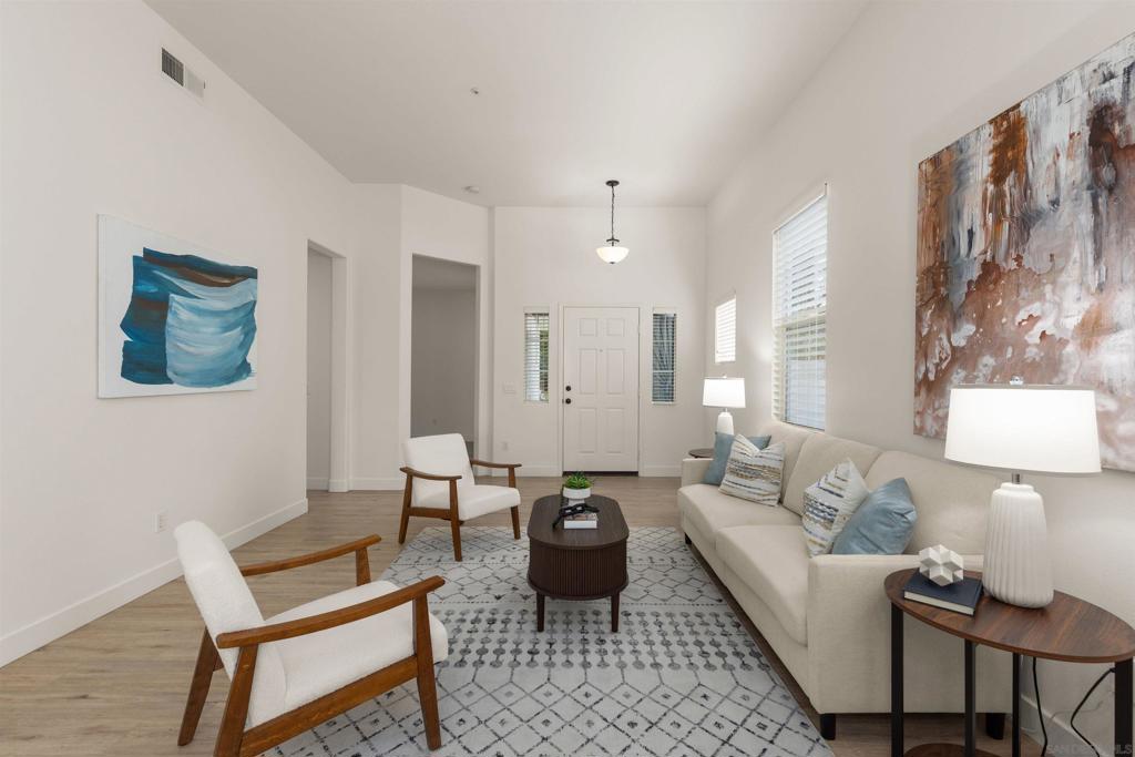 3050 Maplewood - photo 6