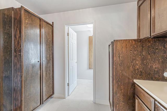 1440 Kring Way, Los Altos CA: https://media.crmls.org/mediaz/31658913-d780-47c1-805f-0b5084f86248.jpg