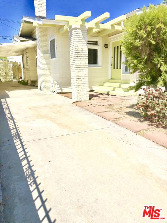 Image 2 for 607 N Gramercy Pl, Los Angeles, CA 90004