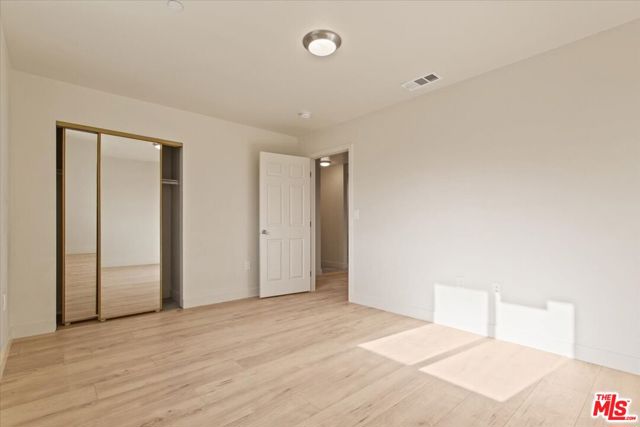 409 E 99th Street, Los Angeles CA: https://media.crmls.org/mediaz/3165e850-8be9-404e-b46a-a8442f3720fc.jpg
