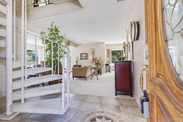 Detail Gallery Image 3 of 38 For 23653 Country Villa Rd, Ramona,  CA 92065 - 3 Beds | 2/1 Baths