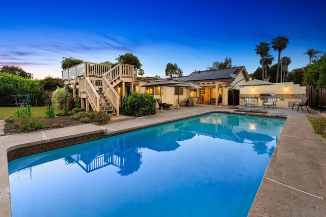 1745 Tamarack Ave, Carlsbad CA: https://media.crmls.org/mediaz/3167a0e8-1a0c-4757-bcea-6ad8cac77fcd.jpg