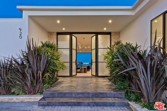 Drew Fenton | 920 Linda Flora Drive Los Angeles CA | MLS: 7630035