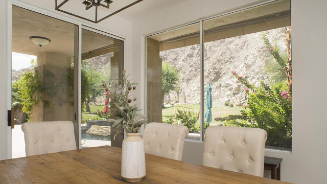 Image 18 of 74 For 55685 Riviera