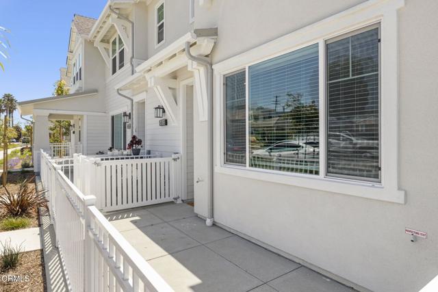 2402 Channel Drive, Ventura CA: https://media.crmls.org/mediaz/316850ad-c816-402b-85b6-1132ec7cf489.jpg