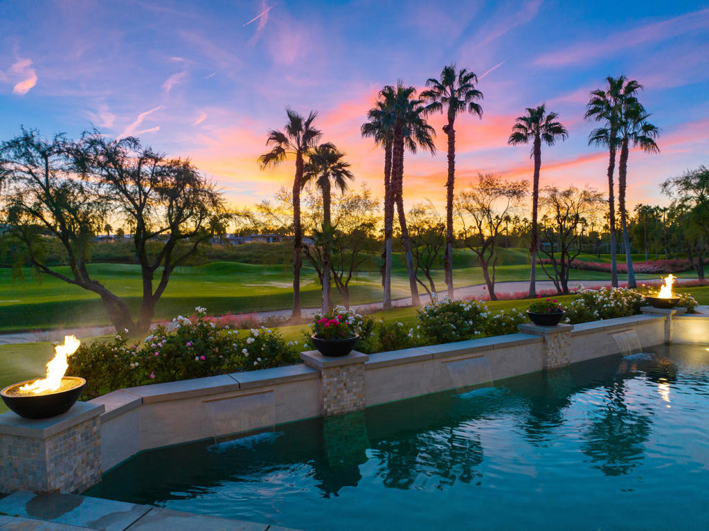 316a8d2a E8d6 4a51 B7fe 1d8040d97845