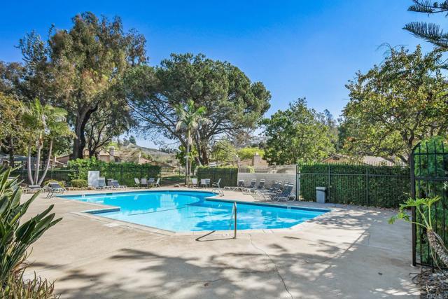 Detail Gallery Image 38 of 40 For 5667 Adobe Falls Rd #C,  San Diego,  CA 92120 - 2 Beds | 2 Baths