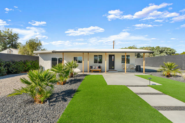 17319 Keith Street, Palm Springs CA: https://media.crmls.org/mediaz/316b601a-3e2e-452f-b03f-f5a699c508ea.jpg