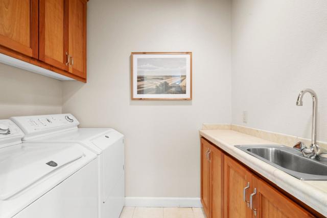 125 Orchard Heights Lane, Corralitos CA: https://media.crmls.org/mediaz/316ba0f4-1133-4242-b5a7-795b828c32a7.jpg