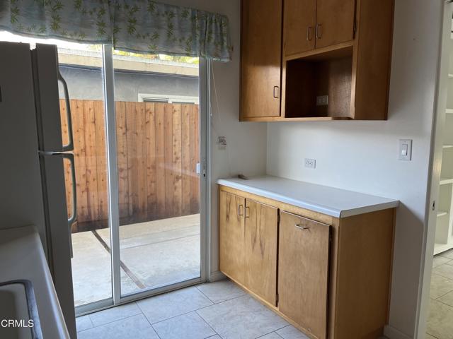 Detail Gallery Image 5 of 38 For 2827 Pierpont Bld, Ventura,  CA 93001 - 4 Beds | 4 Baths