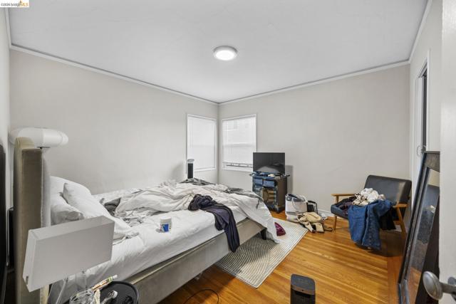 Image 6 of 38 For 367 St  