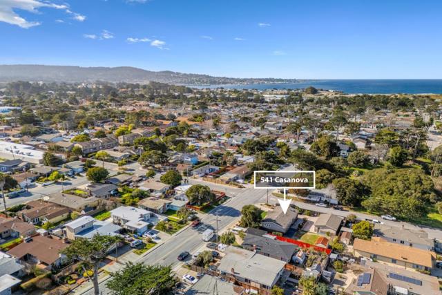 541 Casanova Avenue, Monterey CA: https://media.crmls.org/mediaz/316ca00f-2421-478b-b5e3-d5358243b592.jpg