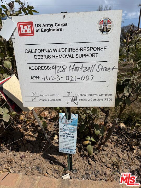 928 Hartzell Street, Pacific Palisades CA: https://media.crmls.org/mediaz/316d1cc2-1fba-4e47-85a9-d541e75313f8.jpg