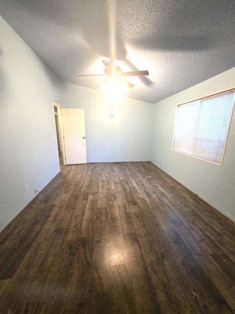 170 Sunset Circle, Vacaville CA: https://media.crmls.org/mediaz/316d3244-8852-4d5b-84bf-45a54c4dd8b7.jpg