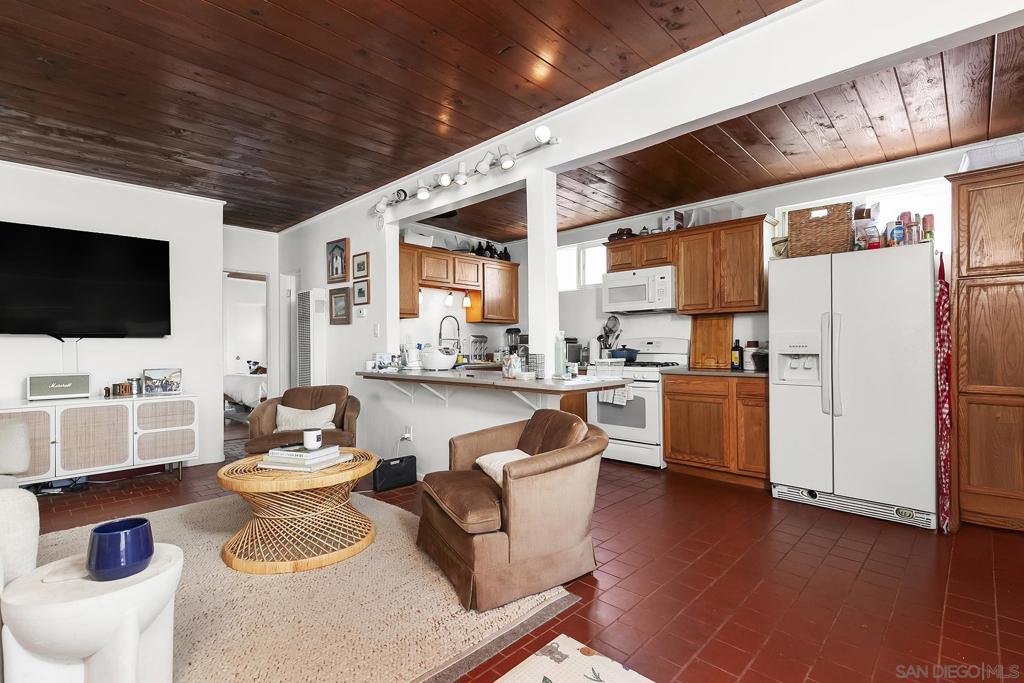 MLS #250036828SD image #7