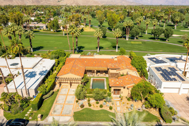 37551 Thompson Road, Rancho Mirage CA: https://media.crmls.org/mediaz/316f14c9-d0f8-4311-b9d3-04c3d2003768.jpg