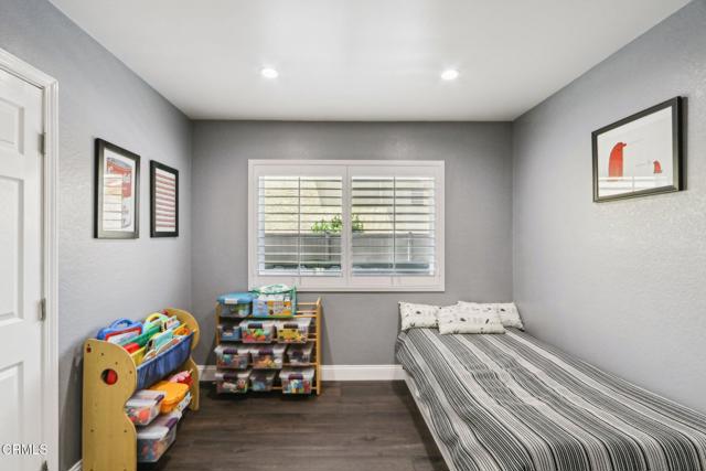 5406 luis Drive, Agoura Hills CA: https://media.crmls.org/mediaz/316fd7eb-98d1-486e-acc9-1fb5f8bc1b65.jpg