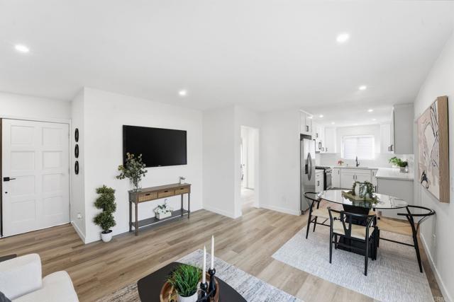 Detail Gallery Image 9 of 40 For 3580 Trophy Dr, La Mesa,  CA 91941 - 4 Beds | 2 Baths