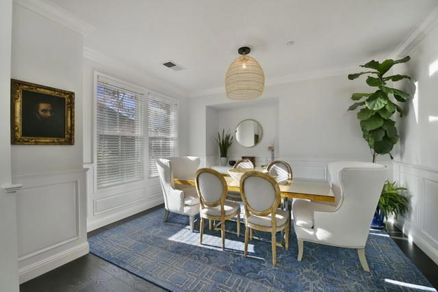 580 Laurel Street, Menlo Park CA: https://media.crmls.org/mediaz/317180bb-f50d-4d99-ad6b-633945601313.jpg