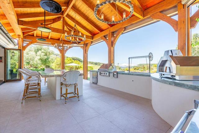 25926 Puerta Del Cajon, Monterey CA: https://media.crmls.org/mediaz/3171d10c-b429-49f9-857f-b84613869bbc.jpg