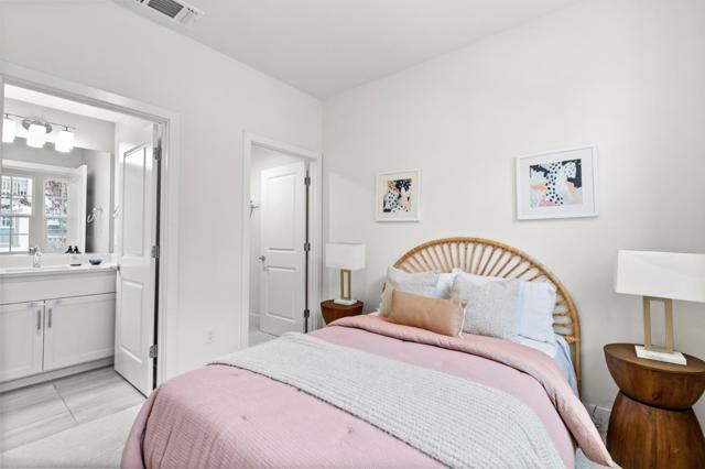 3718 Pyramid Way, Mountain View CA: https://media.crmls.org/mediaz/3172a32c-b440-4791-9e8e-f8ac71d42b4c.jpg