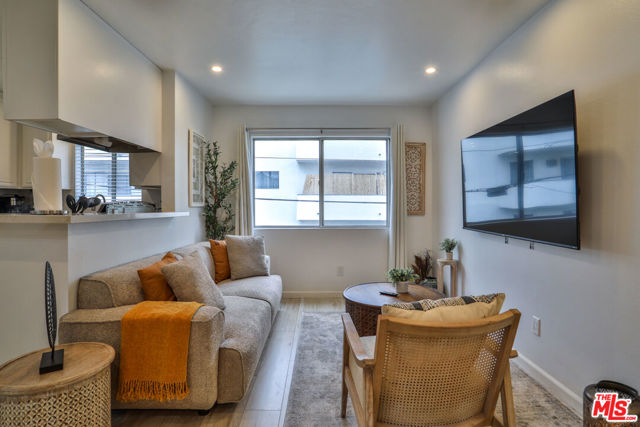 1540 N Bronson Avenue, Los Angeles CA: https://media.crmls.org/mediaz/3172a636-8c83-477e-8785-50531b294955.jpg