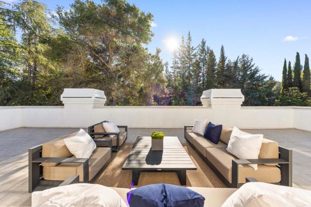 291 Atherton Avenue, Atherton CA: https://media.crmls.org/mediaz/3172d79d-eb4e-472b-bbd6-d099042d96a4.jpg