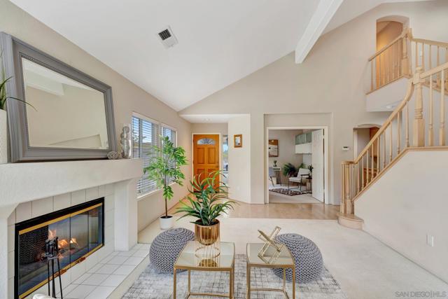 11515 Corte Playa Las Brisas, San Diego CA: https://media.crmls.org/mediaz/3173c453-6841-4918-89d9-ab8820e63936.jpg