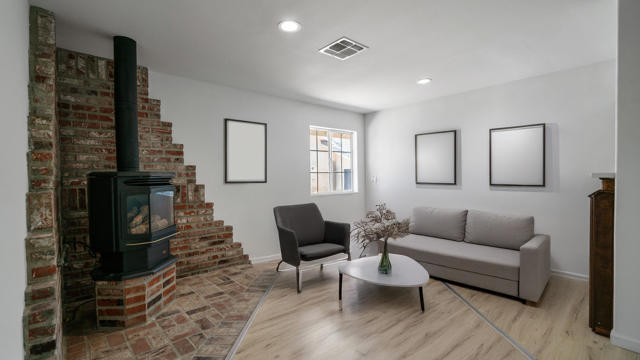 8582 Frontera Avenue, Yucca Valley CA: https://media.crmls.org/mediaz/3174d939-2fc5-4ec0-b661-4dfb69f958a9.jpg