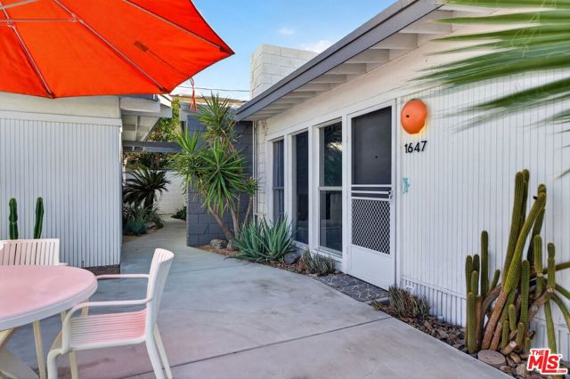 1647 S Andee Drive, Palm Springs, CA 92264