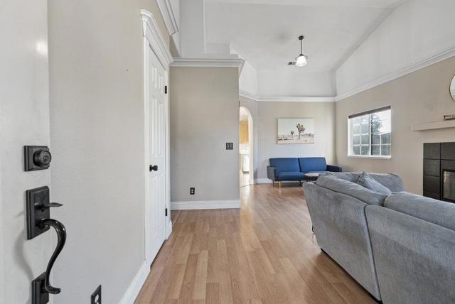 600 Gabriele Court, Hollister CA: https://media.crmls.org/mediaz/317546c4-a214-4109-8802-0780199ef3e9.jpg