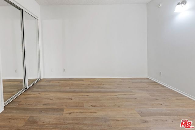 1852 Kelton Avenue, Los Angeles CA: https://media.crmls.org/mediaz/31754a12-50fc-4677-b0c6-75f17711684e.jpg