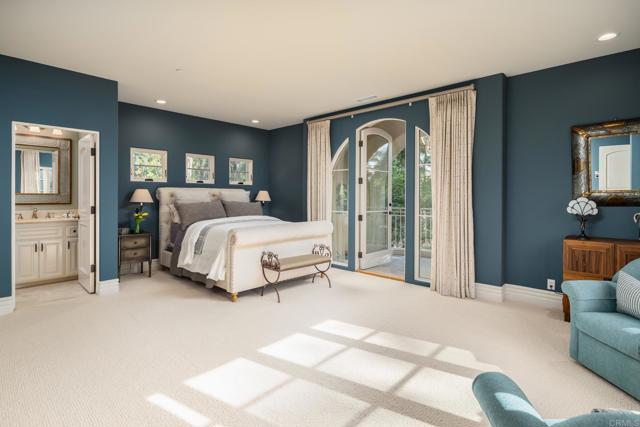 14479 Emerald Lane, Rancho Santa Fe CA: https://media.crmls.org/mediaz/3175eae1-0c04-42a8-9459-36acfbc9f397.jpg