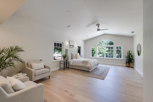 121 Day Valley Lane, Aptos CA: https://media.crmls.org/mediaz/317611d2-f3d1-463d-bd2c-7d5839443a52.jpg