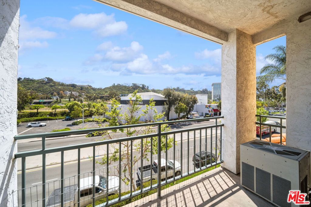 2150 Camino De La Reina - photo 13