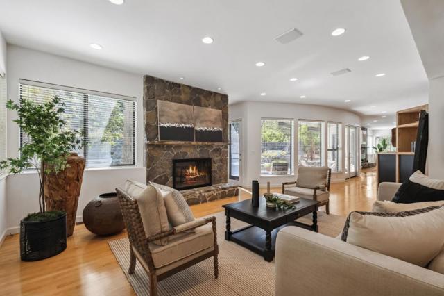 Image 10 of 35 For 3 Oak Forest Court