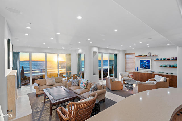 2956 Solimar Beach Drive Drive, Ventura CA: https://media.crmls.org/mediaz/317800fa-d118-4af9-bcf2-496db58868ae.jpg