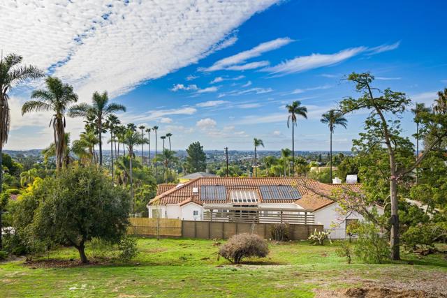 Detail Gallery Image 40 of 64 For 330 Skyline Dr, Vista,  CA 92084 - 5 Beds | 5 Baths