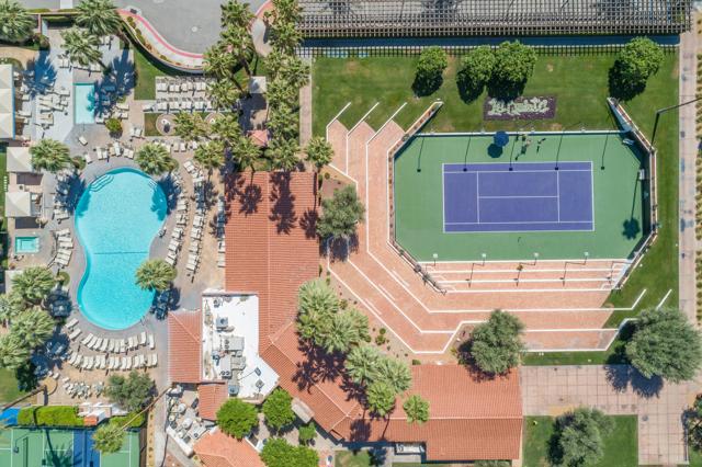 77500 Vista Flora, La Quinta CA: https://media.crmls.org/mediaz/317b5ff1-384a-44f2-9f71-fe2702f535ec.jpg