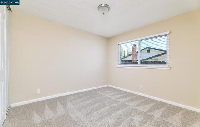 345 Swan Way, Vallejo CA: https://media.crmls.org/mediaz/317ba506-4bc6-4a72-8a6f-73597a5af111.jpg