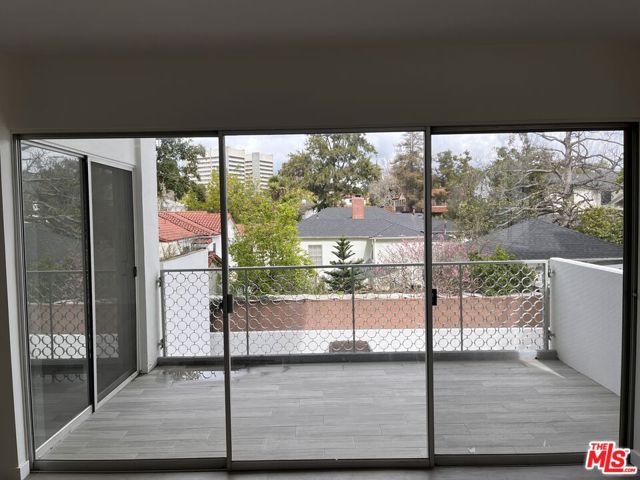 10787 Wilshire Boulevard, Los Angeles CA: https://media.crmls.org/mediaz/317ec2b0-3b94-44d9-a095-766e3b7faab6.jpg