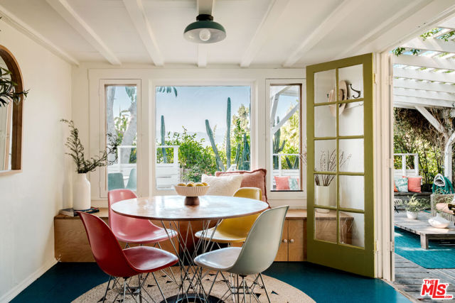 2326 Hidalgo Avenue, Los Angeles CA: https://media.crmls.org/mediaz/31805165-5b3c-4cf9-8b83-b1462996ed6f.jpg