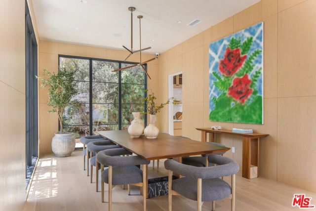 1749 Mandeville Lane, Los Angeles CA: https://media.crmls.org/mediaz/3180dec4-47f8-4909-ae11-53db49dff4d6.jpg