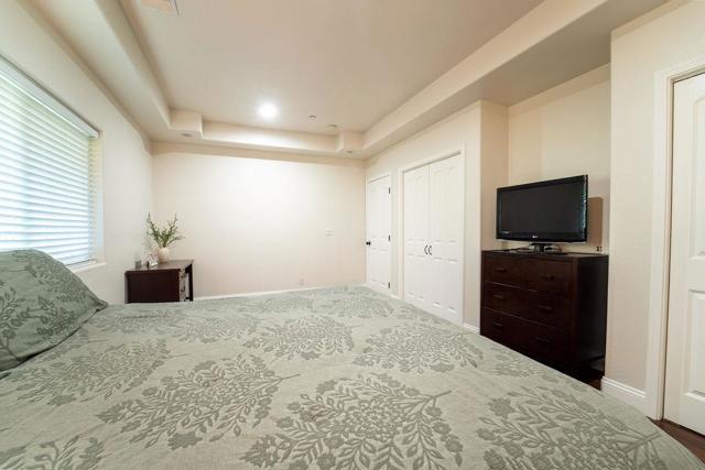 Image 36 of 73 For 35724 Linda Drive