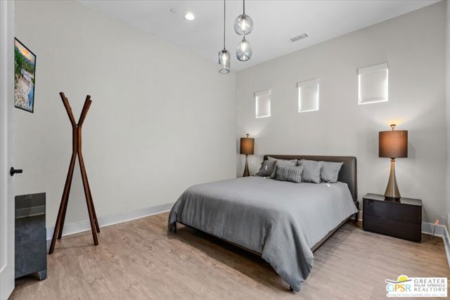 17 Cork Tree, Rancho Mirage CA: https://media.crmls.org/mediaz/3181f7ea-ce58-47c9-bab1-21a5d46339ec.jpg