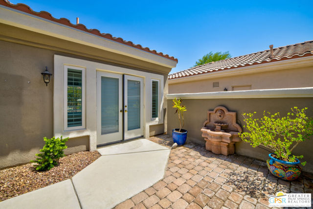 78797 Falsetto Drive, Palm Desert CA: https://media.crmls.org/mediaz/318215a3-8b51-4956-985f-c5bddcad40b3.jpg